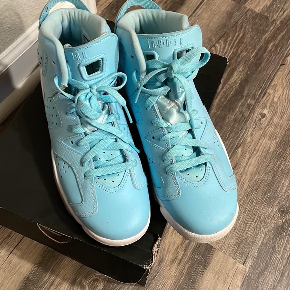 Light Blue Jordan - image 3